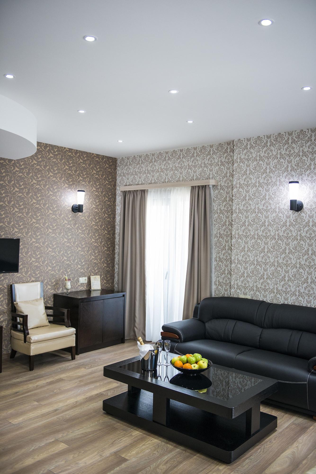 Tbilisi Inn Экстерьер фото